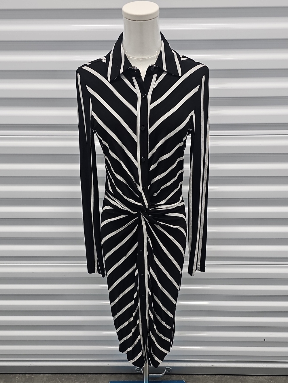VENUS Black and White Striped Long-Sleeve Twist-Front Dress